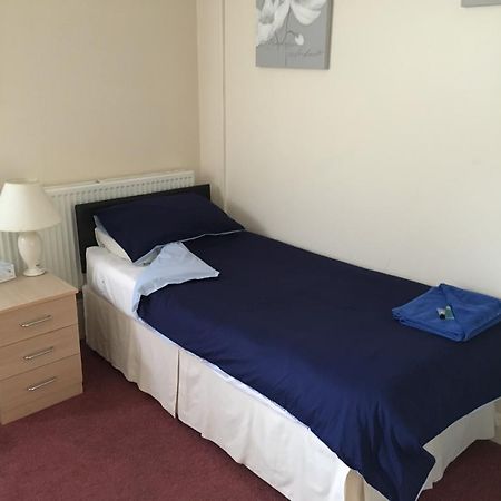 Duke Of Edinburgh Hotell Swindon Exteriör bild