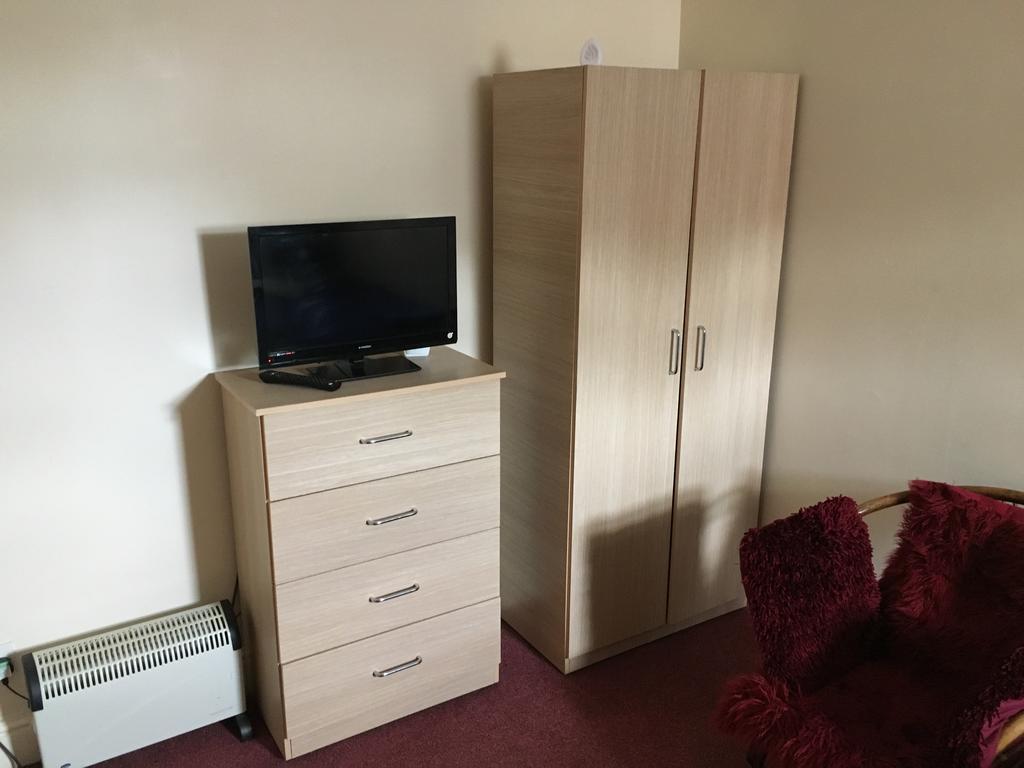 Duke Of Edinburgh Hotell Swindon Exteriör bild