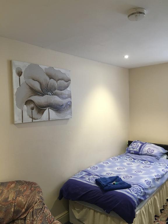 Duke Of Edinburgh Hotell Swindon Exteriör bild