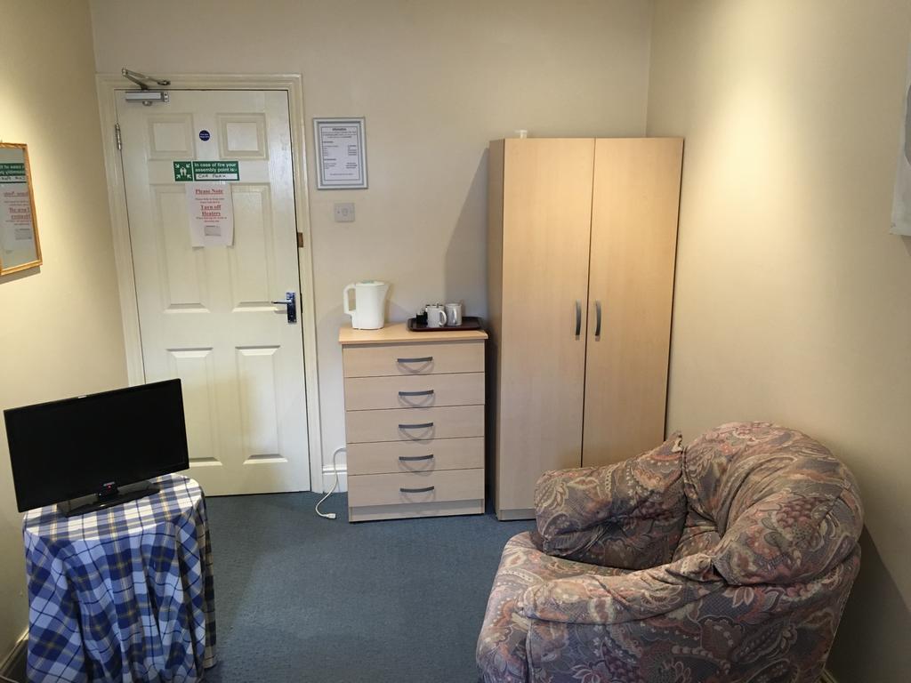 Duke Of Edinburgh Hotell Swindon Exteriör bild